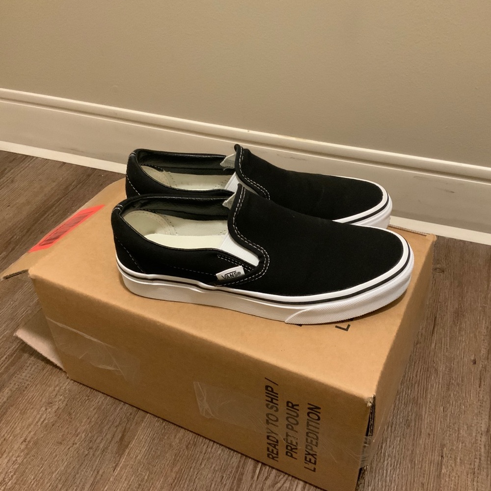 Vans Slip On Women Size 6 (used)